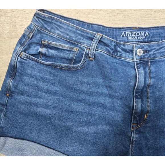 Arizona Jeans Juniors Button Fly Hi-Rise Blue Denim 4" Cuffed Shorts - Picture 3 of 5
